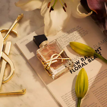 Yves Saint Laurent Libre Flowers & Flames - Woda perfumowana dla kobiet